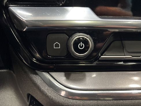 Used 2024 Chevrolet Silverado 2500 High Country w/ High Country Premium Package image 26