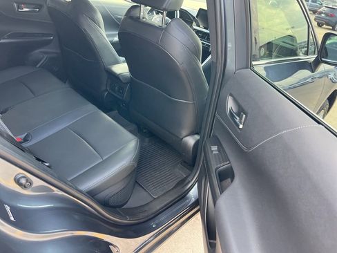 Used 2021 Toyota Venza Limited w/ Advanced Technology Package image 25