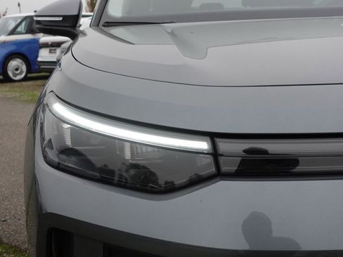 New 2026 Volkswagen Tiguan S image 5