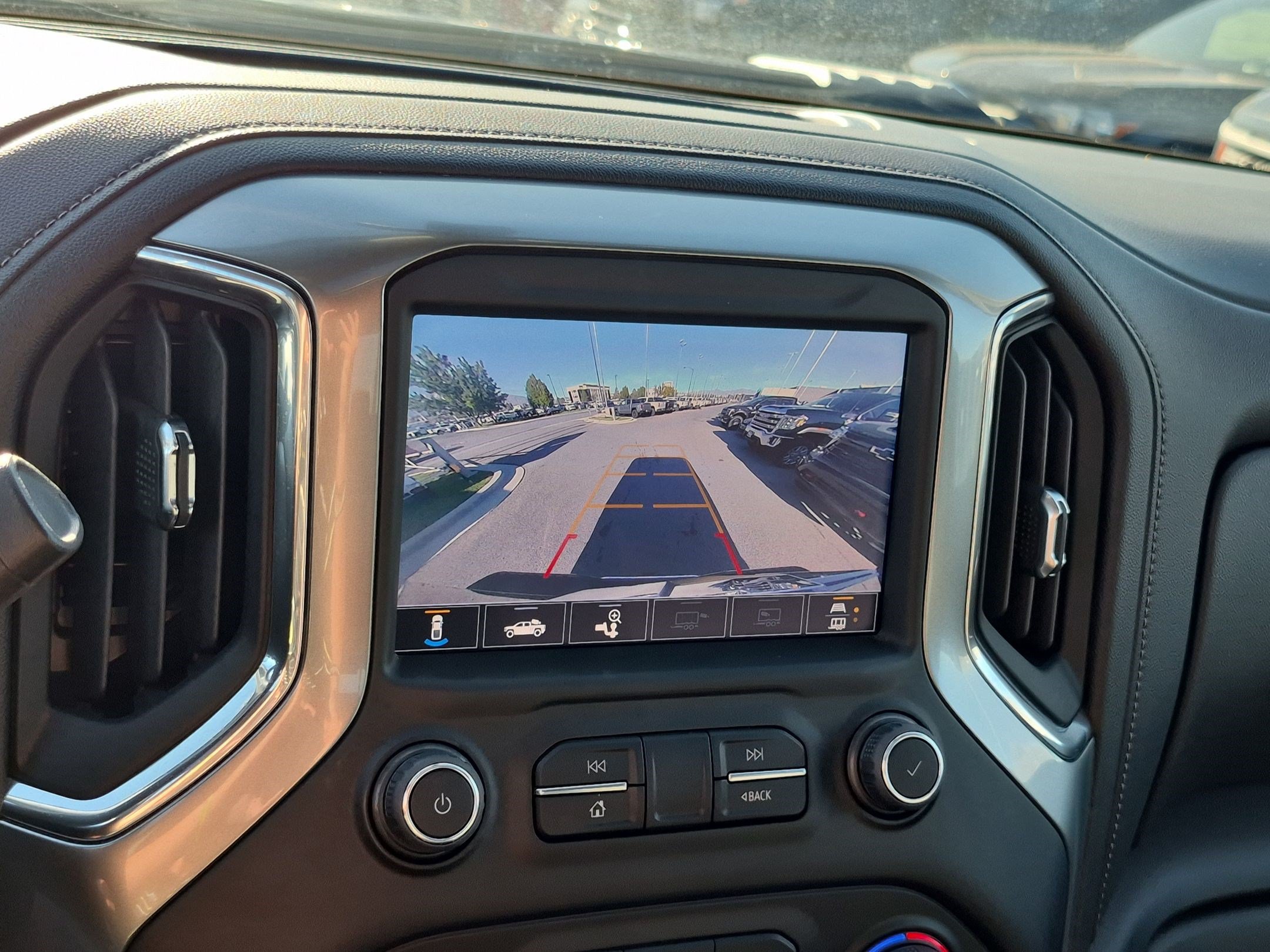 Used 2022 Chevrolet Silverado 3500 LTZ AWD/4WD image 24