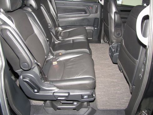 Used 2023 Honda Odyssey Touring image 17