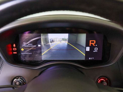 Used 2018 McLaren 570S RWD image 25
