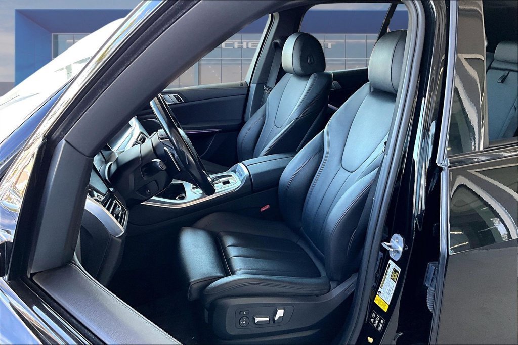 Used 2019 BMW X5 xDrive40i w/ Convenience Package AWD/4WD image 16