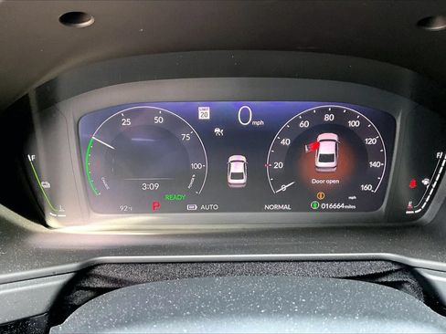 Used 2024 Honda Accord Touring image 12