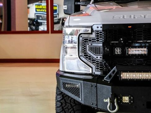 Used 2021 Ford F250 XLT w/ FX4 Off-Road Package AWD/4WD image 40