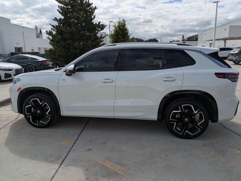 New 2026 Volkswagen Tiguan SEL R-Line image 7