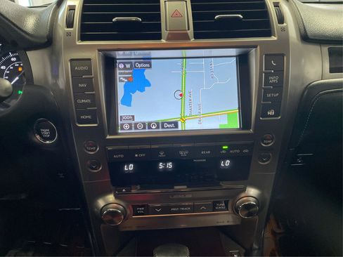 Used 2015 Lexus GX 460 image 28