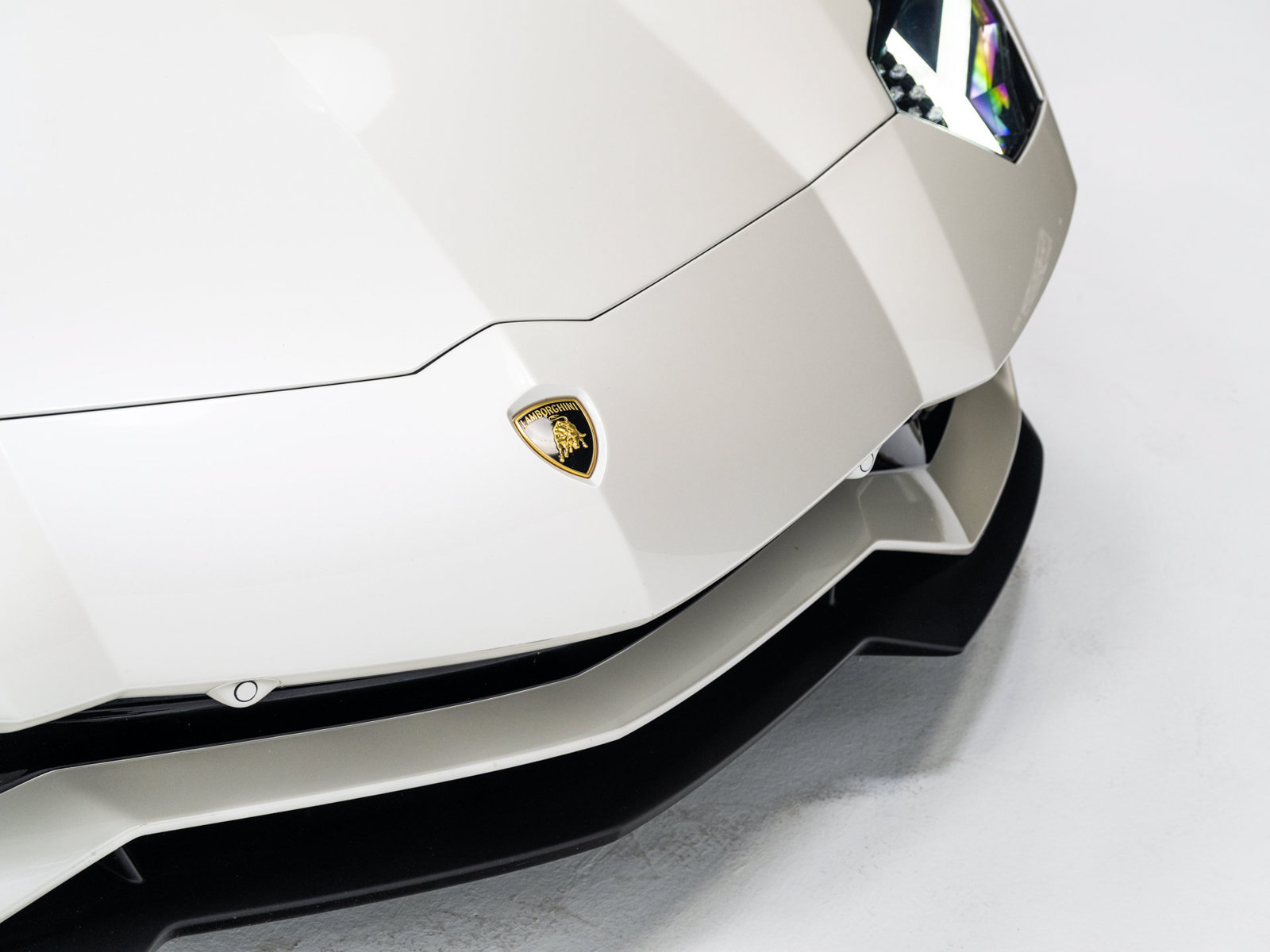 Used 2018 Lamborghini Aventador S AWD/4WD image 19