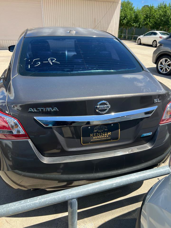 Used 2013 Nissan Altima 2.5 SL w/ Technology Pkg FWD image 4
