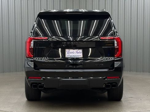 Used 2026 GMC Yukon XL Denali w/ Sun & Power Step Package AWD/4WD image 4