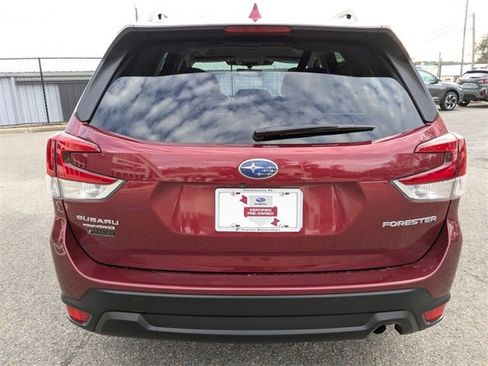 Certified 2023 Subaru Forester Premium image 9