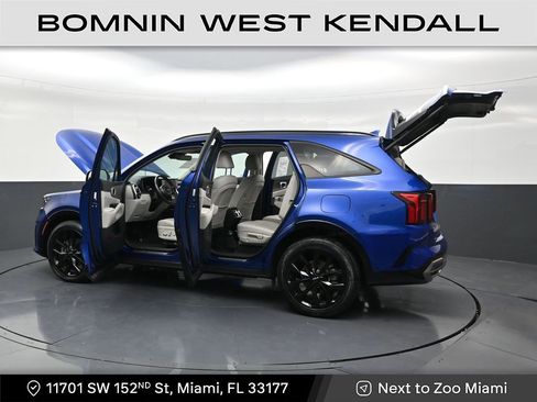 Used 2023 Kia Sorento SX image 31