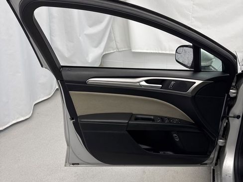 Used 2018 Ford Fusion S image 11