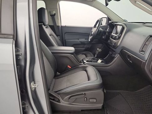 Used 2018 Chevrolet Colorado Z71 AWD/4WD image 26