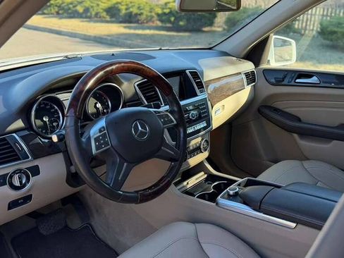 Used 2014 Mercedes-Benz ML 350 ML 350 4MATIC AWD 4dr SUV image 12