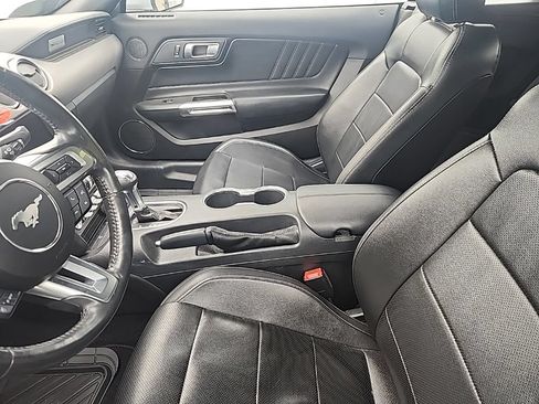 Used 2022 Ford Mustang Premium RWD image 9