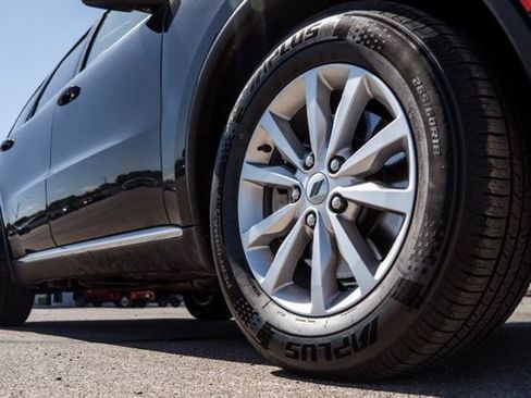 Used 2023 Dodge Durango SXT RWD image 11