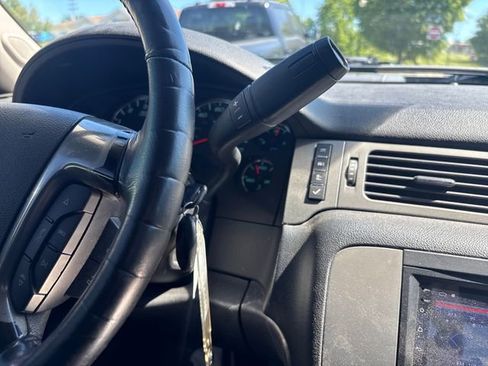 Used 2011 GMC Sierra 1500 SLE w/ All-Terrain Package AWD/4WD image 24