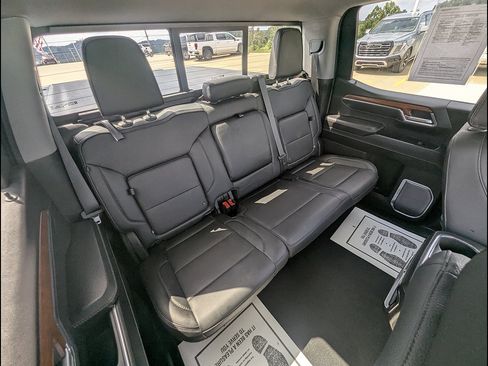 Used 2023 GMC Sierra 1500 Denali w/ Technology Package AWD/4WD image 23