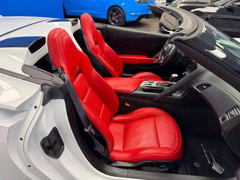 Used 2014 Chevrolet Corvette Stingray Convertible w/ 2LT Preferred Equipment Group RWD image 14