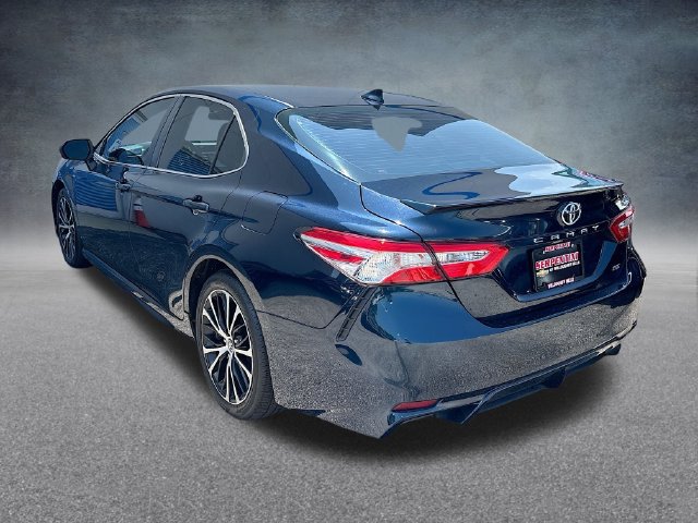 Used 2020 Toyota Camry SE FWD image 8