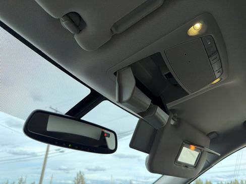 Used 2017 Nissan Pathfinder SL image 63