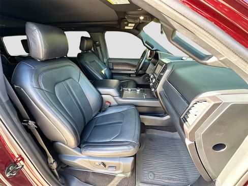 Used 2020 Ford Expedition Limited w/ Equipment Group 302A image 30