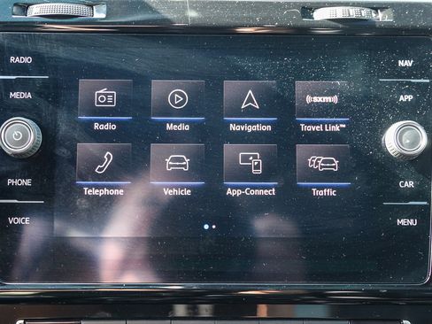 Used 2019 Volkswagen Golf R 4-Door image 4