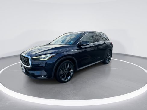 Used 2019 INFINITI QX50 Essential w/ Sensory Package image 4
