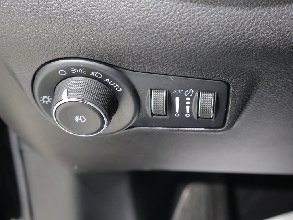 Certified 2022 Jeep Compass Latitude AWD/4WD image 28