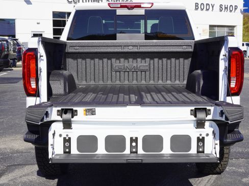 New 2026 GMC Sierra 1500 AT4X AWD/4WD image 14