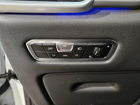 Used 2022 BMW X5 xDrive40i w/ Premium Package image 26