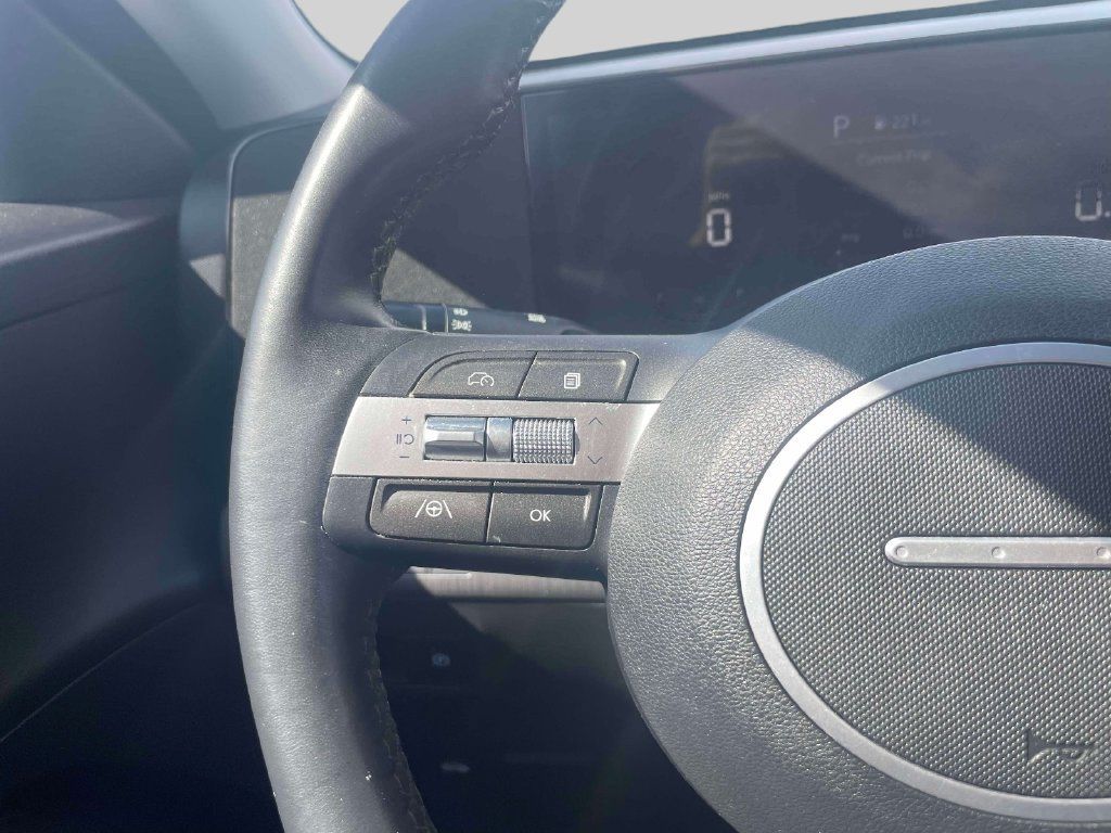 Used 2024 Hyundai Kona SEL AWD/4WD image 21