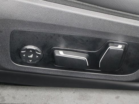 Used 2024 BMW M240i xDrive Coupe w/ Premium Package image 28