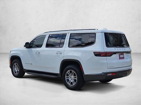 Used 2022 Jeep Wagoneer Series I w/ Convenience Group I AWD/4WD image 7