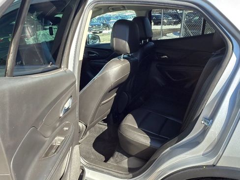 Used 2018 Buick Encore Essence AWD/4WD image 27