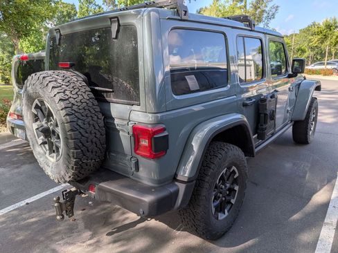 Used 2024 Jeep Wrangler Unlimited Rubicon 4xe AWD/4WD image 2