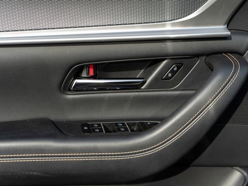 Used 2024 MAZDA CX-90 Plug-In Hybrid w/ Preferred AWD/4WD image 15