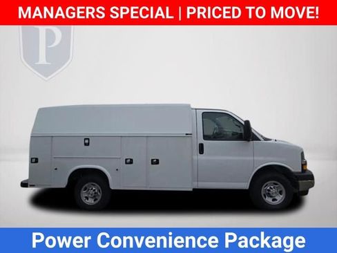 New 2025 Chevrolet Express 3500 w/ Power Convenience Package image 4