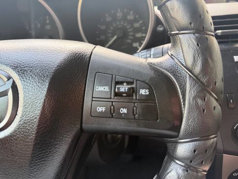 Used 2010 MAZDA MAZDA3 i Touring FWD image 23