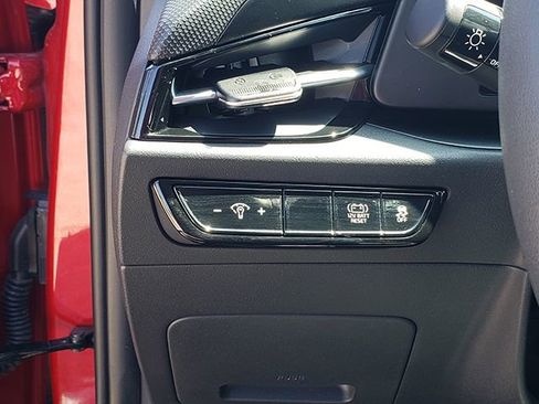 Certified 2024 Kia Niro LX image 21