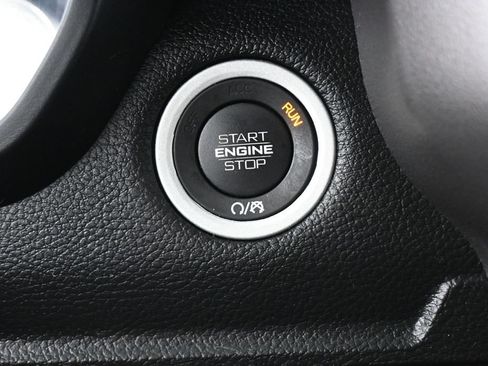 Used 2021 RAM 1500 Big Horn RWD image 28