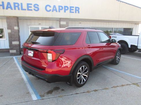 Used 2025 Ford Explorer ST-Line AWD/4WD image 5