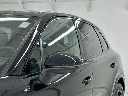 New 2025 Porsche Cayenne image 19