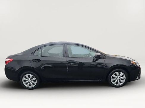 Used 2016 Toyota Corolla LE image 5