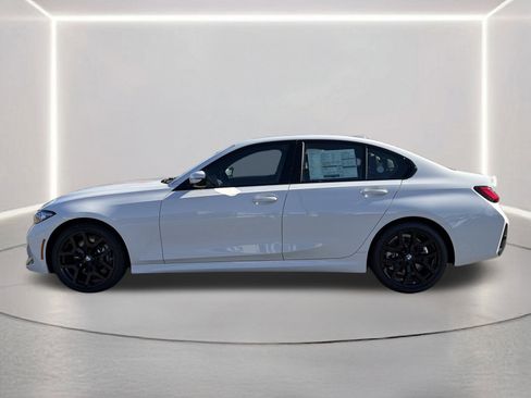 New 2026 BMW 330i Sedan w/ M Sport Package image 22