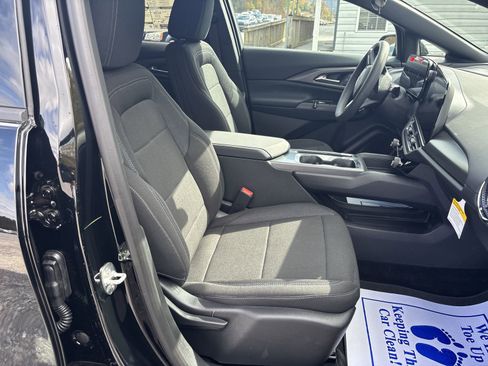 New 2026 Chevrolet Equinox EV LT image 26