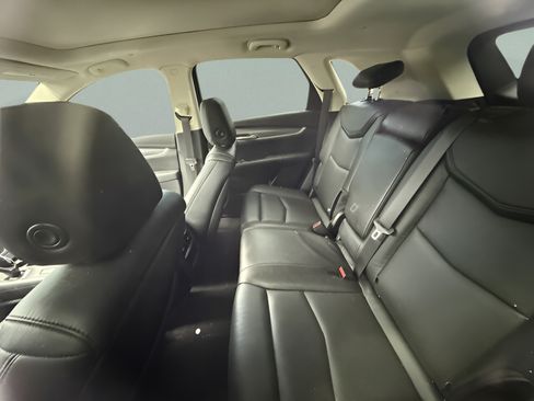 Used 2019 Cadillac XT5 Luxury FWD image 28