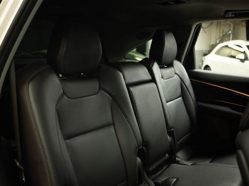 Used 2017 Acura MDX FWD w/ Technology Package image 17