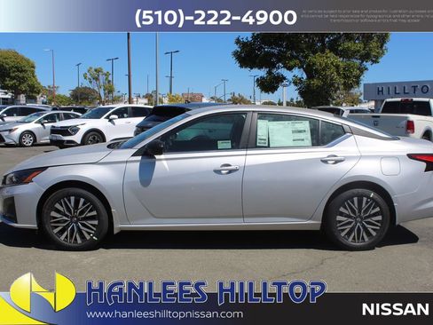 New 2026 Nissan Altima 2.5 SV AWD/4WD image 2